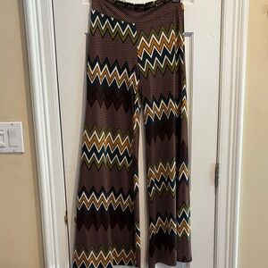 Chevron Patterned Wide-Leg Pants